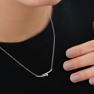گردنبند میخی تیفانی نقره / هدیه عاشقانه دخترانه /کادو تولد لاکچری و خاص
