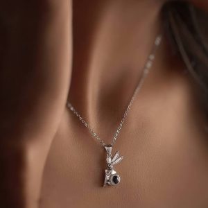 گردنبند دوست دارم به صد زبان طرح فرشته نقره / هدیه عاشقانه دخترانه /کادو تولد لاکچری و خاص