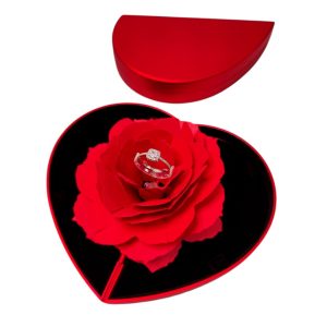 انگشتر جواهری مربعی مینیمال نقره/ هدیه عاشقانه دخترانه /کادو تولد لاکچری و خاص/نشان تعهد و نامزدی